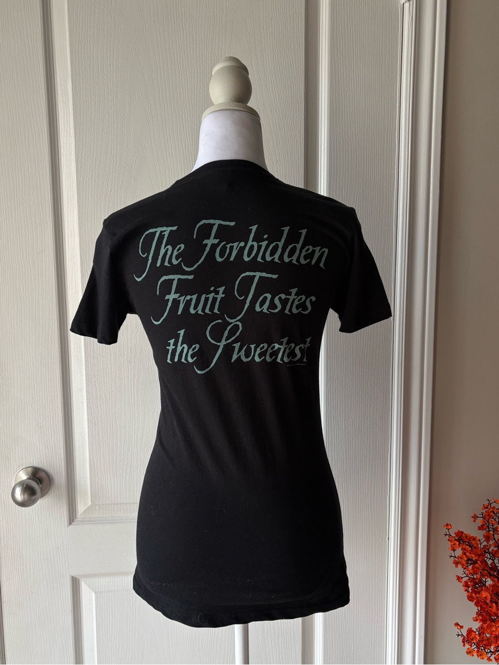 Twilight Merchandise Black Women's Tee